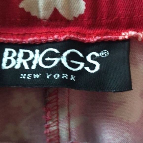 Briggs Capri floral vivid red womens pants size petite 8 - Picture 6 of 6